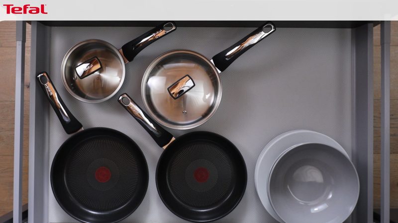 Tefal Emotion E3001904 Wok Pan, 28 cm, Non-Stick Coating, Thick Base for  Even Heat Distribution, Elegant Design, Robust Handle, Induction, Cooking